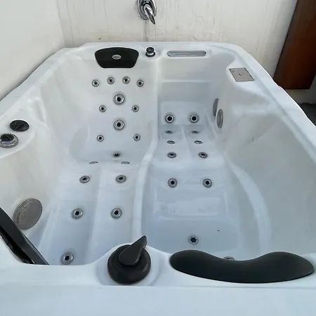Estudio Con Jaccuzi Y Sauna Montana Y Playa Tavernes de Valldigna Exterior photo